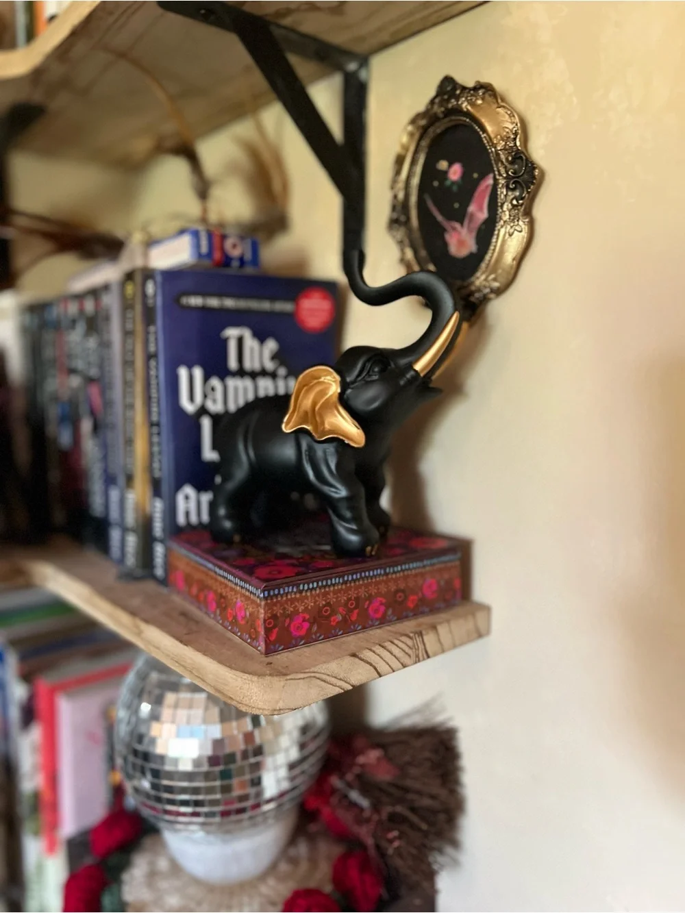 Decorative Black and Gold Elephant Figurine for Wall Display